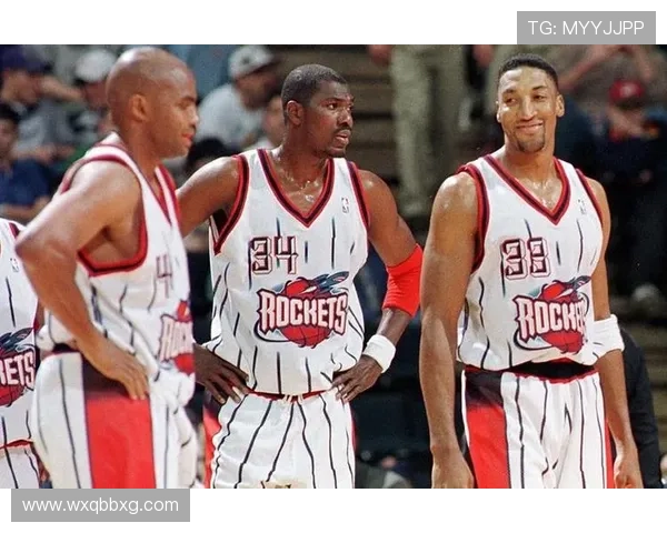 查尔斯·巴克利对比奥拉朱旺篮下强攻效率明显更高