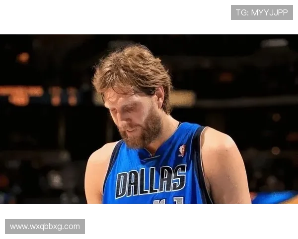 诺维茨基无球牵制力改变对手防守布局，拉开空间助球队进攻提速